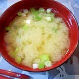 和朝食！いんげん豆とじゃがいものお味噌汁